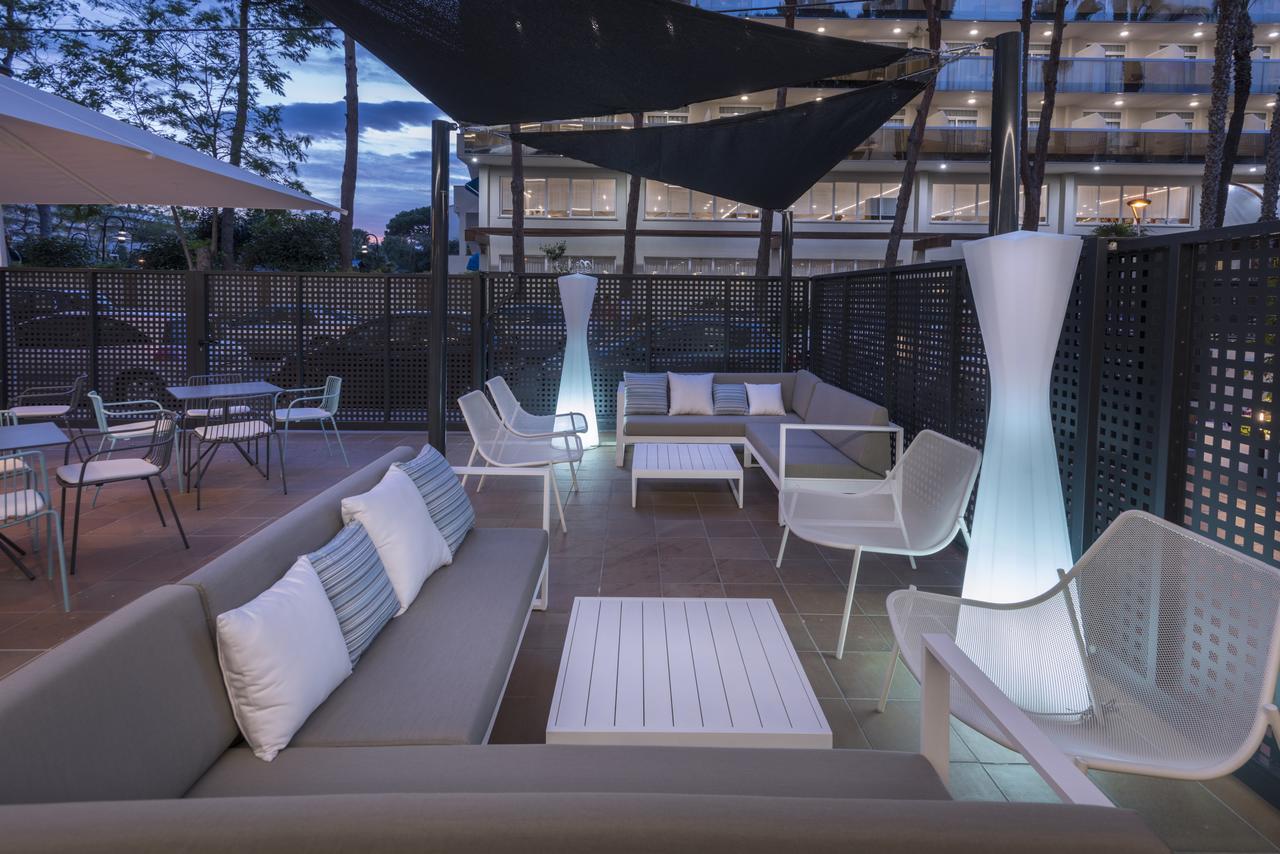 Aparthotel Marinada ซาลอว์ ภายนอก รูปภาพ